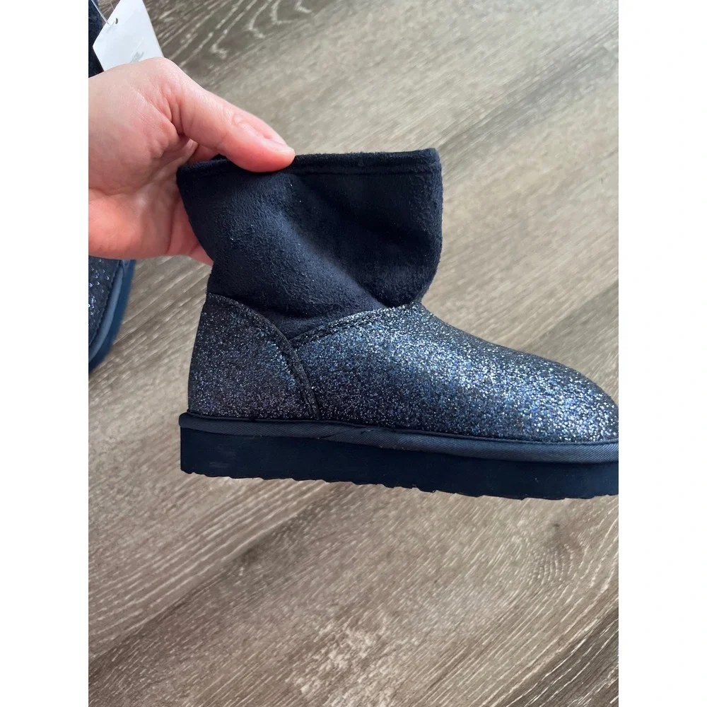 NEW H&M Boots Kids 9-9.5 Navy Blue  Frozen Anna Elsa Glitter Faux Fur Lining